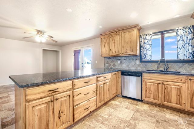 298 S 300 East, Jerome, ID 83300