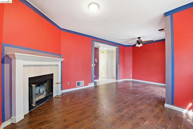 1496 Adeline St, Oakland, CA 94607