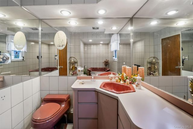 29 Main Avenue, Centereach, NY 11720