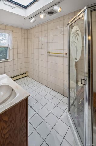 29 Main Avenue, Centereach, NY 11720