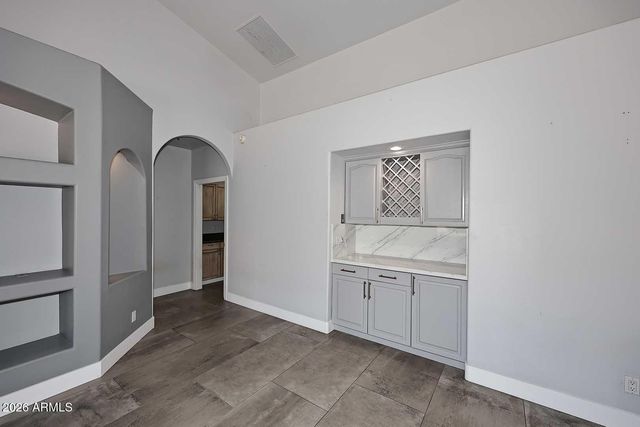 9154 E Charter Oak Drive, Scottsdale, AZ 85260