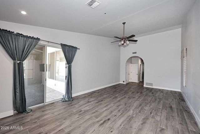 9154 E Charter Oak Drive, Scottsdale, AZ 85260