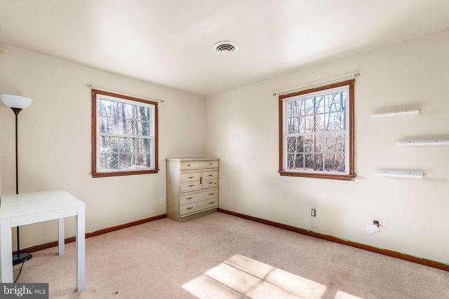 55 PAPERMILL RD, Elkton, MD 21921