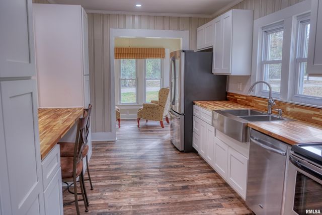 6873 Old Highway 13 Highway, Carbondale, IL 62901