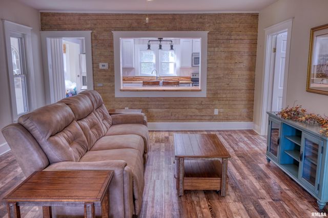 6873 Old Highway 13 Highway, Carbondale, IL 62901