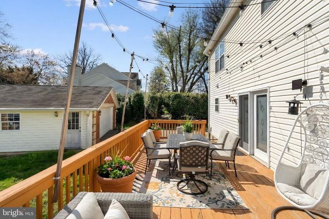 4101 ROBERTS RD, Fairfax, VA 22032
