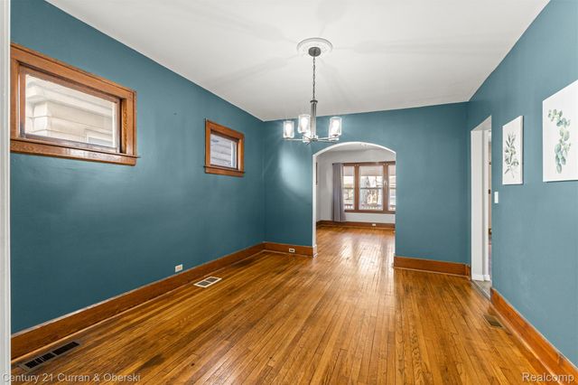 4921 Martin Street, Detroit, MI 48210