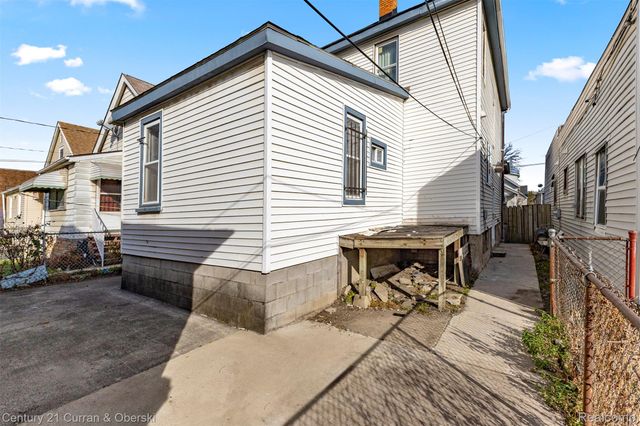 4921 Martin Street, Detroit, MI 48210