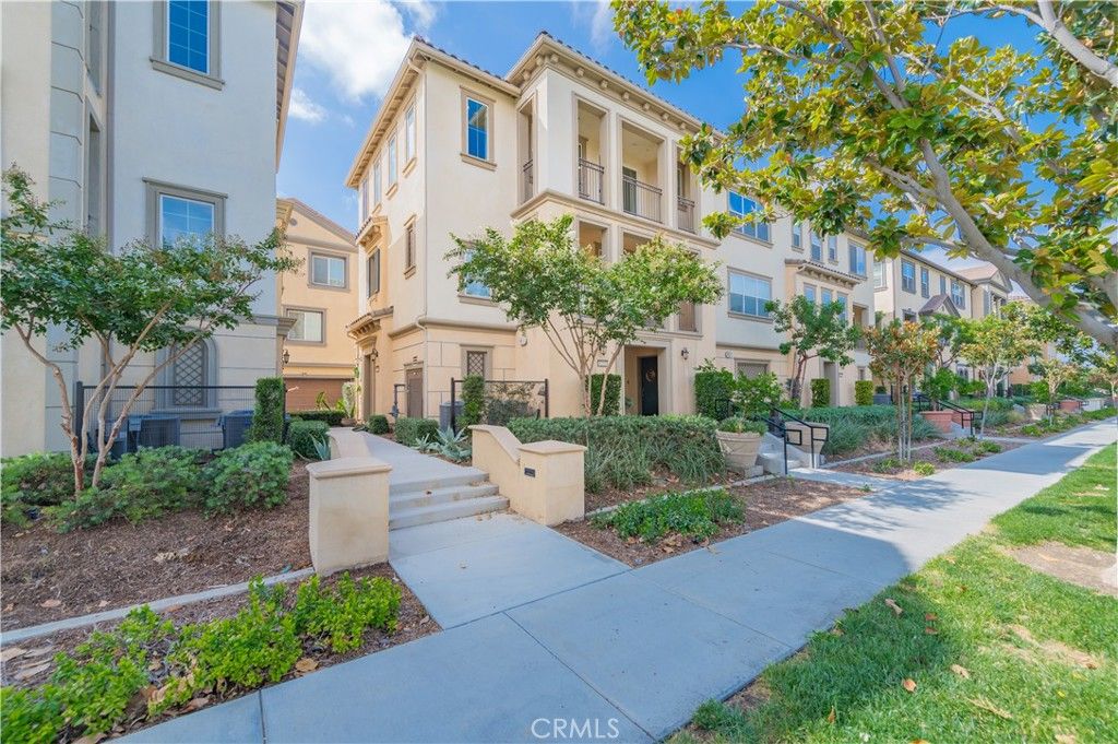 8255 Garden Park, Chino, CA 91708 — exterior