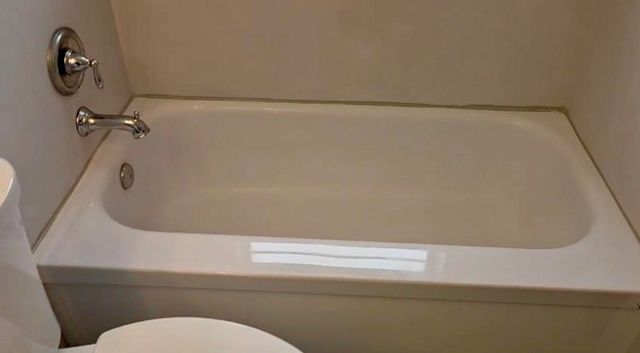 226 Windsor J, West Palm Beach, FL 33417