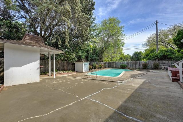 4524 Bela Way, Carmichael, CA 95608