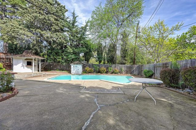 4524 Bela Way, Carmichael, CA 95608