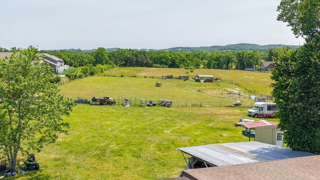 1933 Long Hollow Pike, Gallatin, TN 37066