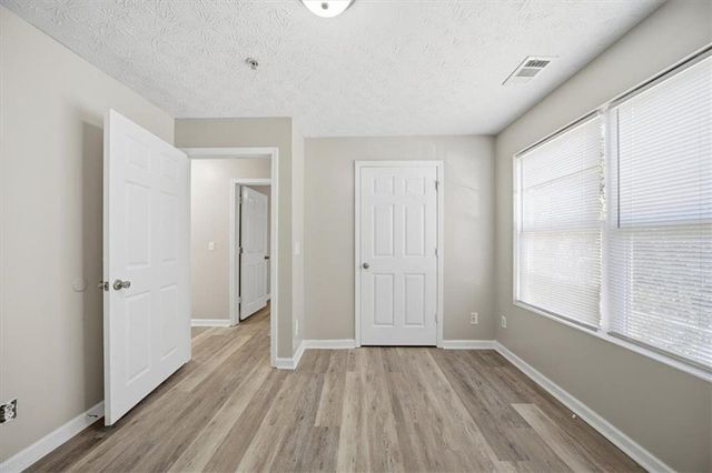 8201 Fairington Ridge Circle, Lithonia, GA 30038