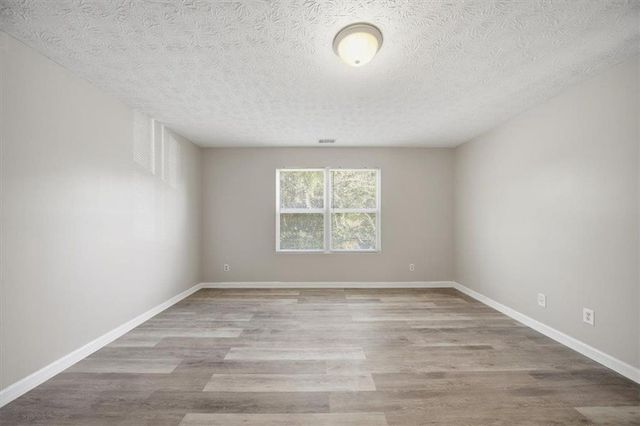 8201 Fairington Ridge Circle, Lithonia, GA 30038