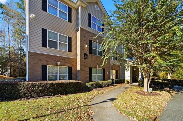 8201 Fairington Ridge Circle, Lithonia, GA 30038