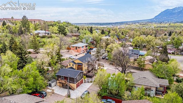 321 Graceland Grove, Colorado Springs, CO 80904