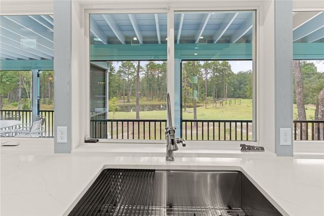 5406 Old Jesup Road, Brunswick, GA 31525