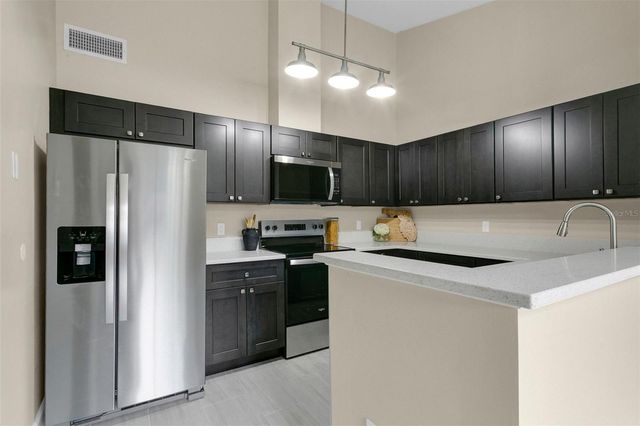5807 RED DAHLIA COURT 27, Orlando, FL 32807