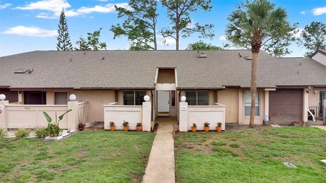 5807 RED DAHLIA COURT 27, Orlando, FL 32807