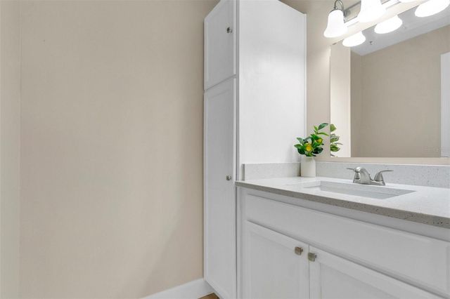 5807 RED DAHLIA COURT 27, Orlando, FL 32807