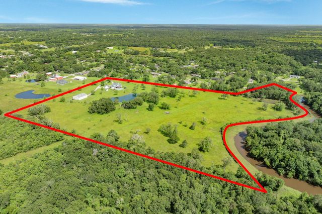 15855 Hickory Drive, Alvin, TX 77511