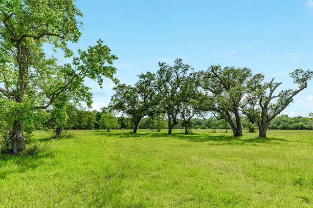 15855 Hickory Drive, Alvin, TX 77511