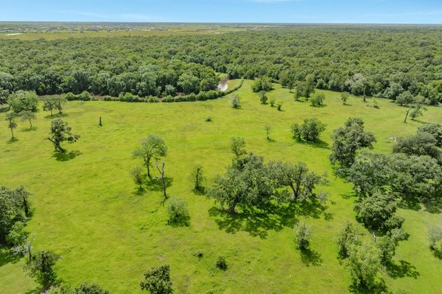 15855 Hickory Drive, Alvin, TX 77511