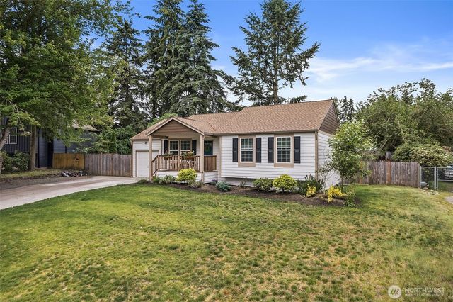15902 95th Avenue Ct E, Puyallup, WA 98375