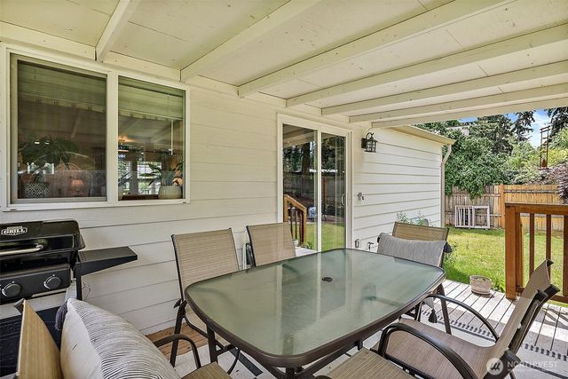 15902 95th Avenue Ct E, Puyallup, WA 98375