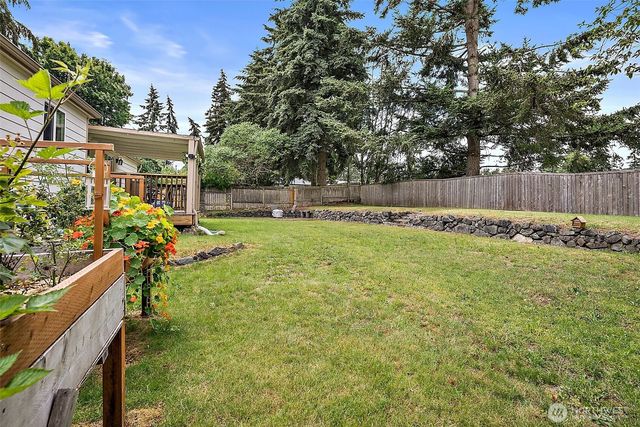 15902 95th Avenue Ct E, Puyallup, WA 98375