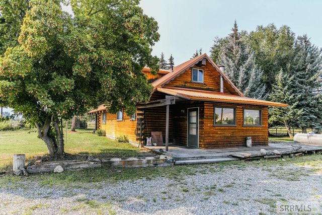 12 Guth Road, Salmon, ID 83467