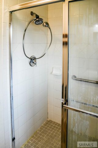 12 Guth Road, Salmon, ID 83467