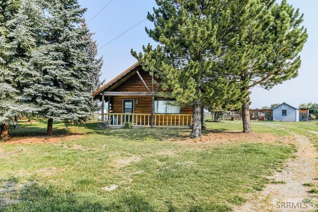 12 Guth Road, Salmon, ID 83467