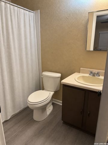 6807 MISTY FIELD DR, Converse, TX 78109