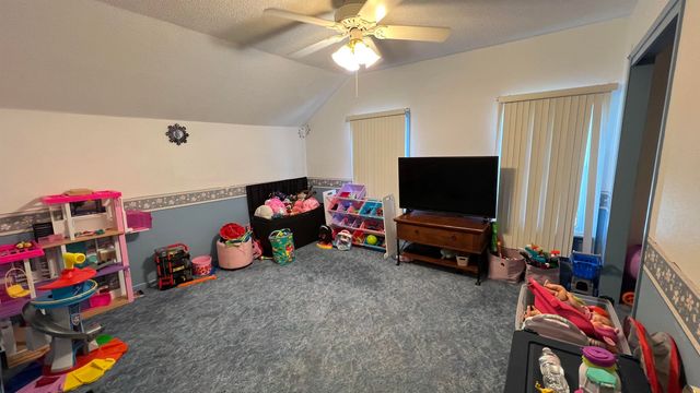 423 W Spring Street, New Hampton, IA 50659