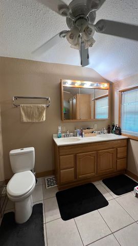 423 W Spring Street, New Hampton, IA 50659