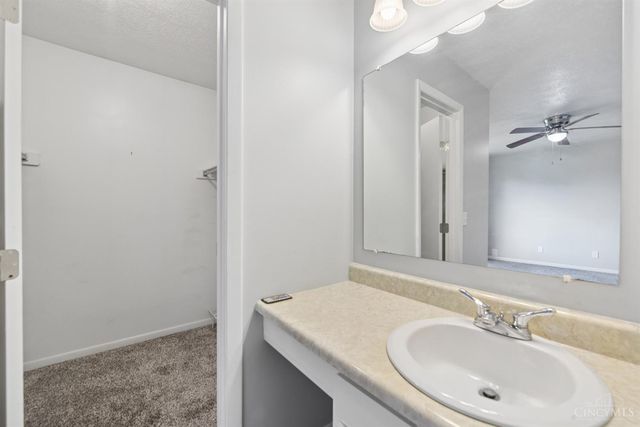 4974 Columbia Circle, West Chester, OH 45011