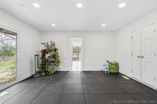 3215 E 65th Street, Tulsa, OK 74136