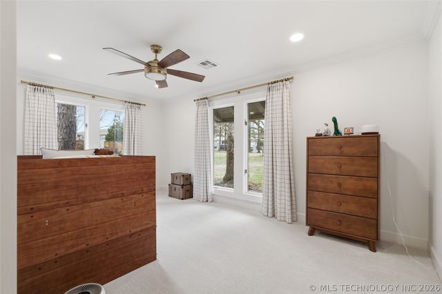 3215 E 65th Street, Tulsa, OK 74136
