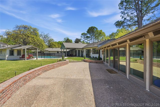 3215 E 65th Street, Tulsa, OK 74136