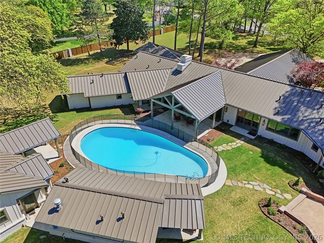 3215 E 65th Street, Tulsa, OK 74136