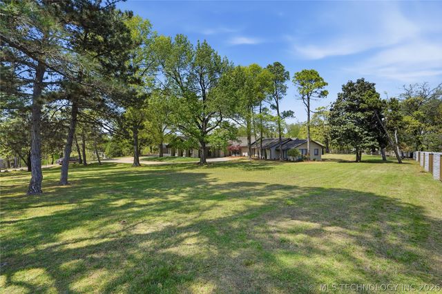 3215 E 65th Street, Tulsa, OK 74136