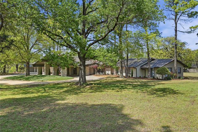 3215 E 65th Street, Tulsa, OK 74136