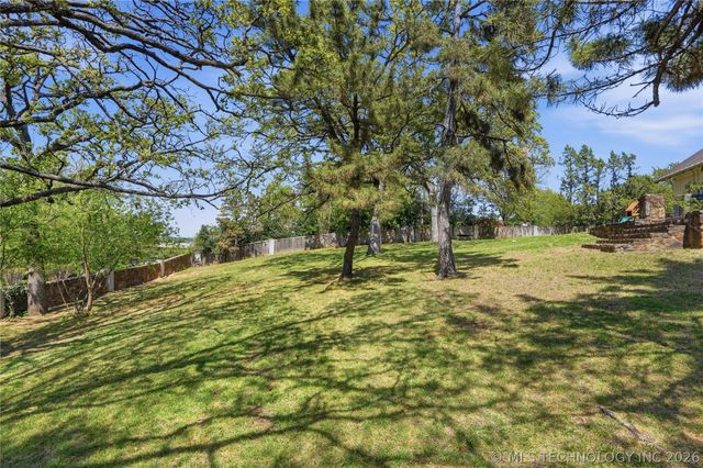 3215 E 65th Street, Tulsa, OK 74136