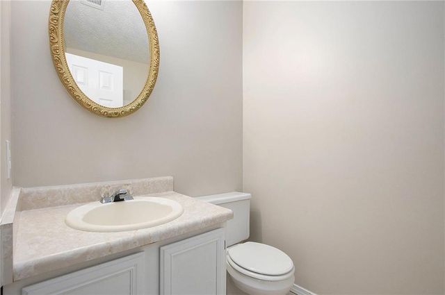 505 Lake Joyce Lane, Fairburn, GA 30213