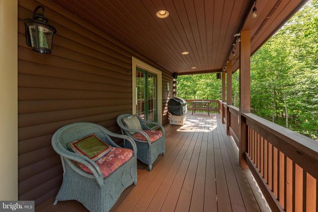 219 MOUNTAINTOP RD, Mc Henry, MD 21541