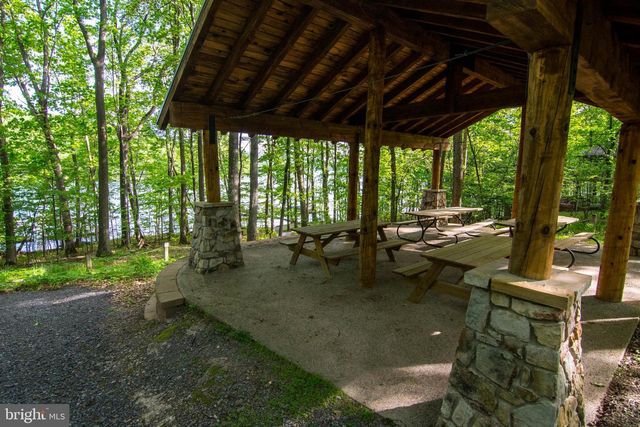 219 MOUNTAINTOP RD, Mc Henry, MD 21541