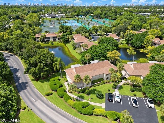 1990 Bald Eagle DR A, Naples, FL 34105
