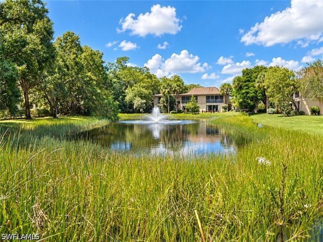 1990 Bald Eagle DR A, Naples, FL 34105